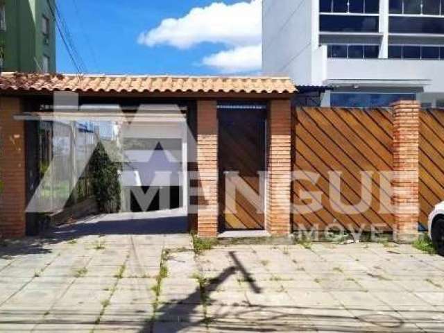 Casa com 4 quartos à venda na Avenida Saturnino de Brito, 1085, Vila Jardim, Porto Alegre por R$ 790.000