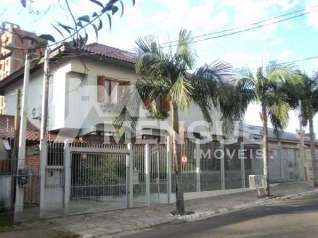 Casa com 4 quartos à venda na Avenida Montreal, 356, Jardim Lindóia, Porto Alegre por R$ 1.900.000