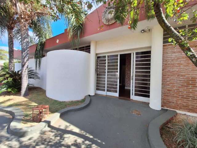 Casa com 3 quartos à venda no Jardim Macedo, Ribeirão Preto  por R$ 585.000