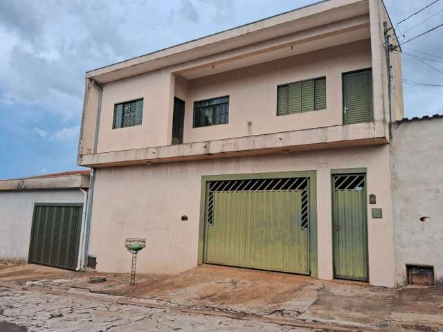 Casa com 3 quartos à venda no Jardim Paiva, Ribeirão Preto  por R$ 240.000