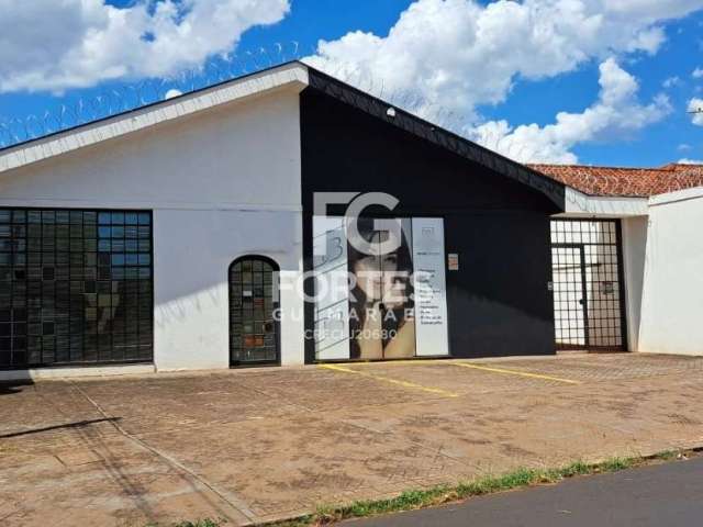 Casa à venda no Jardim Sumaré, Ribeirão Preto  por R$ 900.000