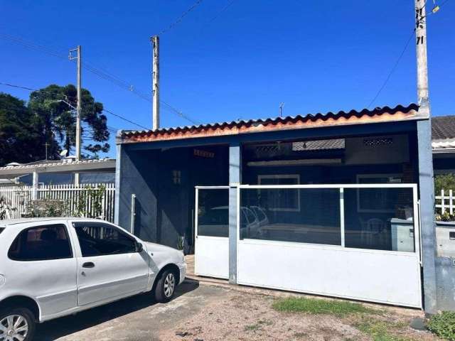 Ótima casa em condomínio no Bairro Costeira