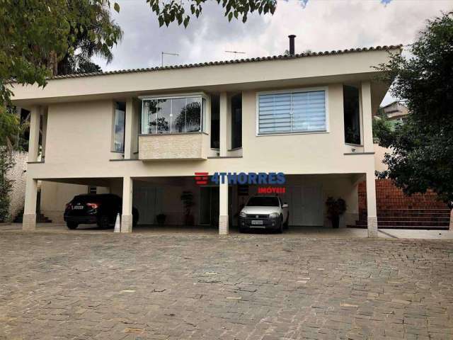 Casa com 4 dormitórios à venda, 580 m² por R$ 1.950.000,00 - Jardim Passárgada I - Cotia/SP