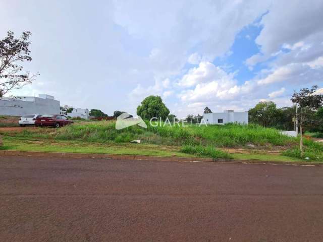 Amplo terreno com excelente localização no Bairro Tocantins  La Salle II