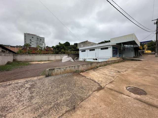 Sala comercial com barracão para venda no CENTRO de TOLEDO-PR