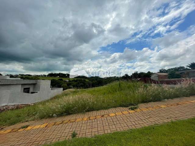 Terreno muito espaçoso para venda no CENTRO de TOLEDO-PR