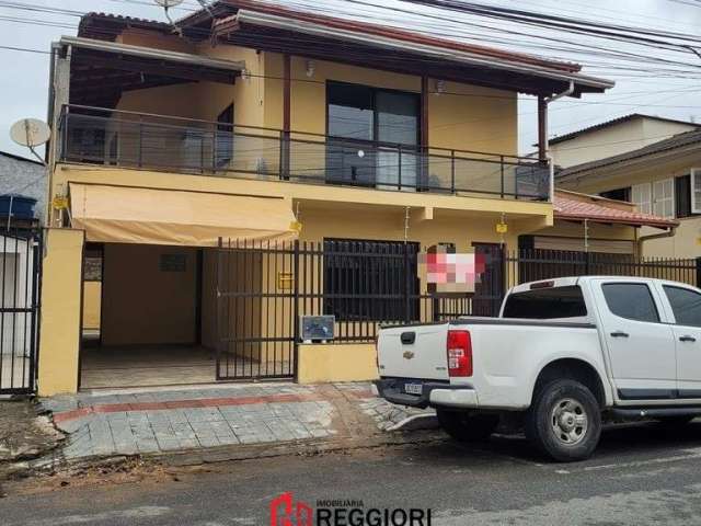 Casa 3 dorm 127m² bairro nações balneario camboriu