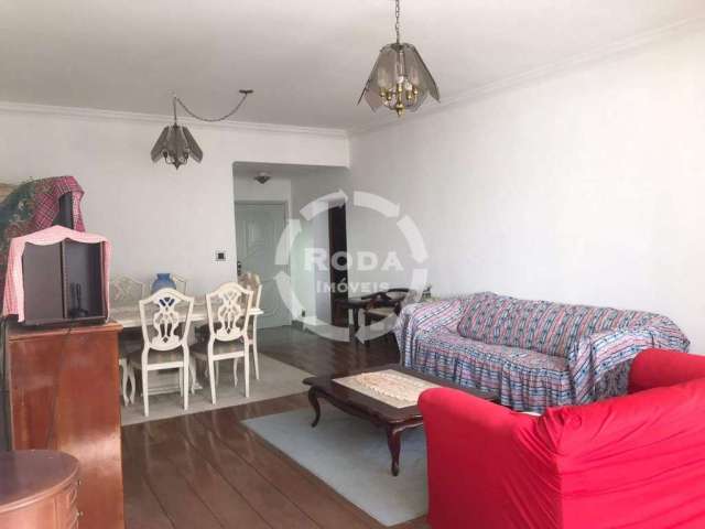 Apartamento há menos de 120 metros da praia do José Menino emSantos!