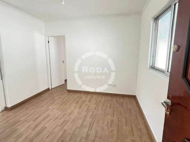 Apartamento de 2 dormitórios em Santos no Marapé.