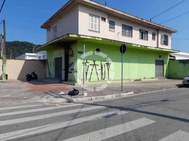 Imóvel comercial disponível para locação no início da Avenida Jovino de Melo.