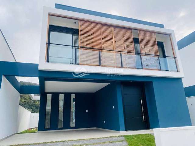 Casa à venda, Rio Tavares, Florianópolis, SC - Villa Pamplona - em frente ao Multi