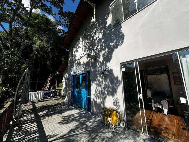 Casa em Condominio à venda, Lagoa da Conceição, Florianópolis, SC - vista verde - segurança!