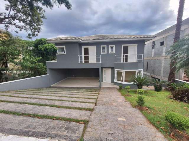 Casa em Condomínio para Venda em Santana de Parnaíba, Tarumã, 3 dormitórios, 1 suíte, 5 banheiros, 4 vagas