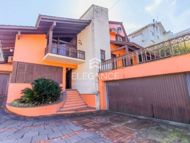 Casa com 5 quartos à venda na Rua Matias José Bins, 313, Três Figueiras, Porto Alegre por R$ 2.400.000