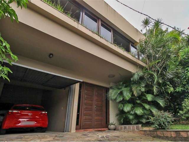 Casa com 3 quartos à venda na Rua Senador Annibal Di Primio Beck, 235, Boa Vista, Porto Alegre por R$ 1.175.000