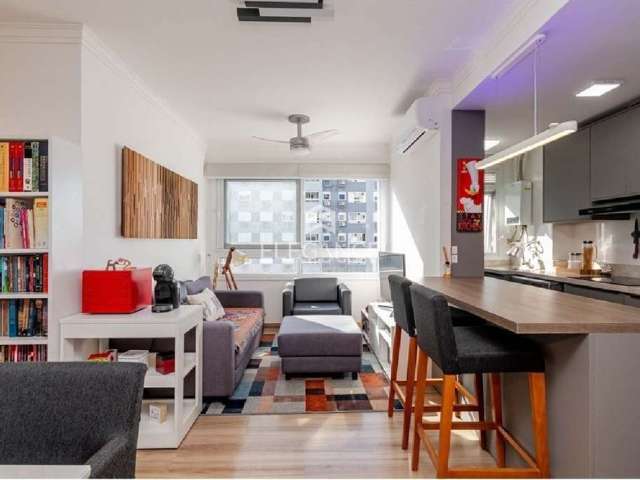 Apartamento com 2 quartos à venda na Rua Jerônymo Zelmanovitz, 100, São Sebastião, Porto Alegre, 57 m2 por R$ 499.000