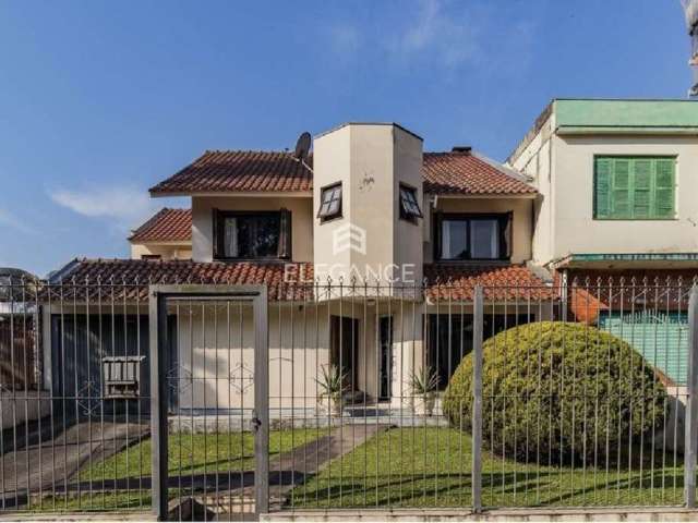 Casa com 4 quartos à venda na Rua Dom Diogo de Souza, 180, Cristo Redentor, Porto Alegre por R$ 850.000