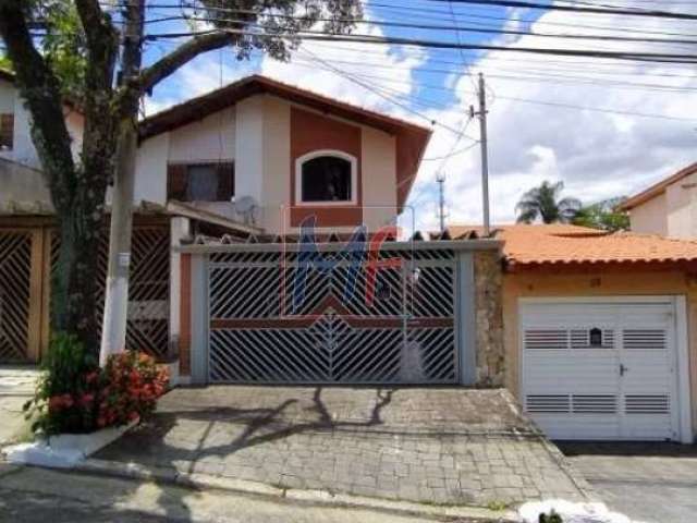 REF 16.077 - Lindo sobrado na  Vila Irmãos Arnoni,  105 m² a.u, amplo com 2 quartos, sala, cozinha edícula, churrasqueira, banheiros, 2 vagas.