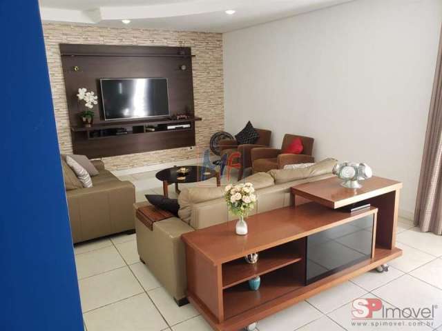 REF 16.218 Linda cobertura de 150 m² a.C., duas suítes, sala, sacada com vista para rua, cozinha, banheiro, área de serviço, 3 vagas e Lazer.