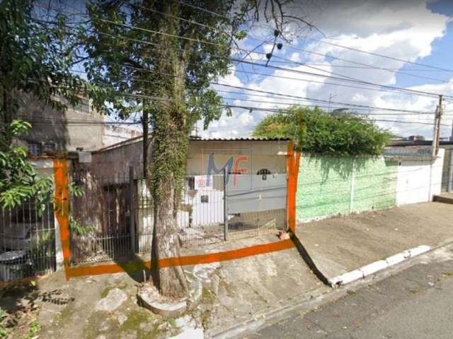 Terreno no bairro Cidade A.E Carvalho, de 148 m², com 7 m de frente por 5 m de fundo, lado direito 27 m, lado esquerdo: 32 m. REF: 16.608