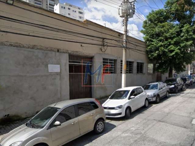 REF: 11.068 Ótimo terreno com 165  m², 7 m² de testada e 30 m² de fundos bairro Tatuapé , excelente localização. Estuda proposta e permuta.