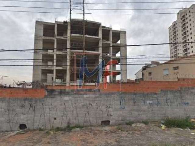 Terreno no bairro Vila Matilde, de 1.500 m² com uma construção inacabada de um prédio, testada 30 metros, zoneamento - ZEU. REF: 14.115