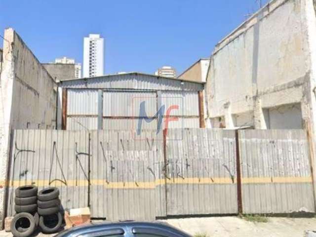 Excelente galpão  Lapa, com 464m² a.c., 500m² a.t., e 1 banheiro. Localização privilegiada, prox. Rua Clélia ZEM - Testada 10 m.  (REF 17.743)