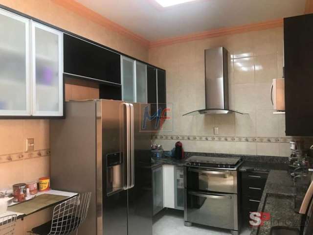 Excelente sobrado no Alto da Lapa, 790m² a.u., 5 dormitórios (3 suítes), copa, cozinha, 3 salas, lareira, churrasqueira, 4 vagas (REF 17.855)