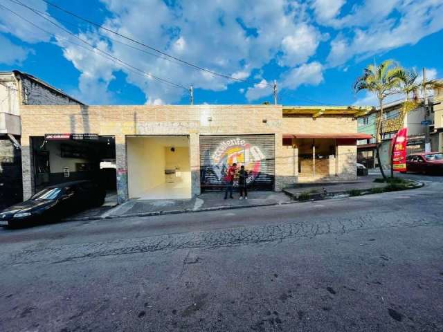 Excelente salão na Vila Amália (Zona Norte), com 40 m² a.u., pé direito de 4,5m, energia trifásica, porta automática (REF 18.226)