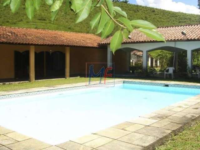 Excelente Sítio em Santa Isabel, 1.000 m² a.u,  192 mil m2 terreno, 7 dorms (2 suítes), 10 vagas, área de lazer e piscina. REF 18.270