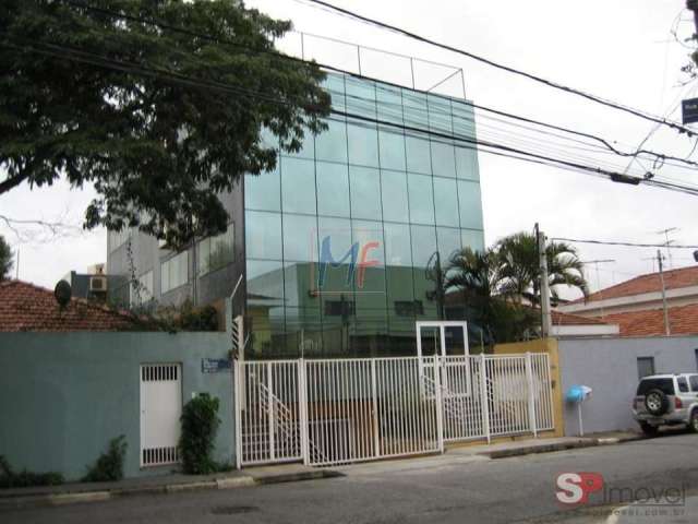 Ótimo prédio comercial  Vila São Francisco, 800 m² a.u., 6 banheiros, 2 vestiários, refeitório, 12 vagas. ZM. Prox. Shopping Morumbi REF-18.644