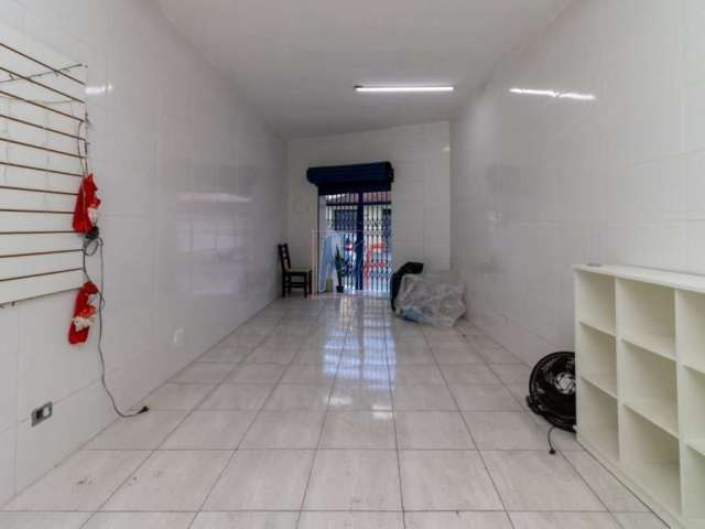 Excelente Ponto Comercial com  Loja  bem  localizada  Vila Olímpia,  80 m² a.u., com portão de entrada, tres  salas , 1  banheiro. REF: 18.740