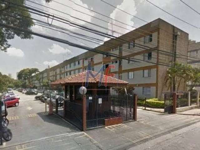 Excelente apartamento localizado no bairro Parque Residencial da Lapa, com 69 m² de a.u., 2 dorms., 1 vaga livre, e lazer. REF: 19.036