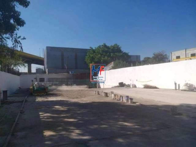 Excelente Galpão Comercial localizado no Ipiranga, com 400 m²  a.c., 800 m² terreno, 1 sala, 2 banheiros, 2 sobrados nos fundos, 10 vagas. ZPI  REF: 20.148