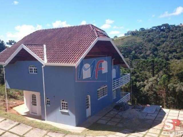 REF 8972 Linda Casa com terreno 4.000 m² e 240 m² de A.C., em cond. fechado 5 dorms  (3 suítes), 8 vagas no bairro Horto Florestal. C. Jordão