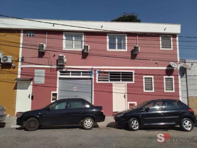 Excelente prédio em Santana, 134m² a.u., 2 andares, 2 banheiros, cozinha, salas com divisórias em vidro, ar condicionado ZEU  (REF 17.615)