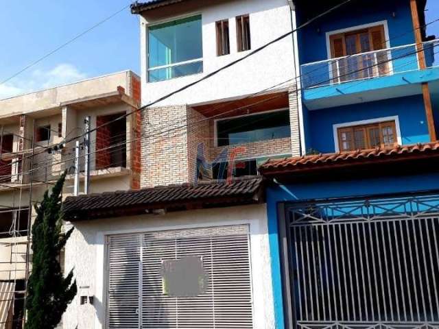 REF: 15.516 - Lindo sobrado em cond. fechado no Jardim Mirna,  220 m² a.u. 3 quartos (1 suíte), churrasqueira, área gourmet, 4 vagas, quintal.