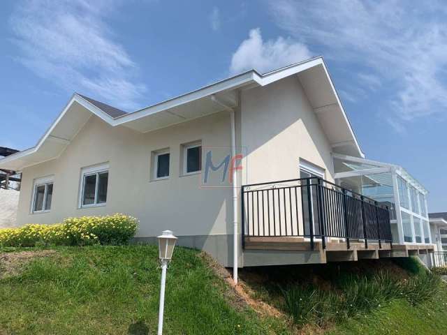 Excelente casa em condomínio em Campos Jordão, 138m² a.c., 400 m² terreno, 3 quartos (3 suítes), sala, lareira, cozinha, varanda (REF 18.080)