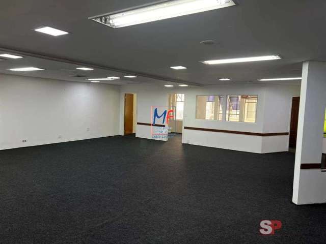 Excelente sala comercial na República, 330m² a.u., com várias salas e 2 banheiros. Prox. Metrô República. Aceita permuta (REF 20.208)