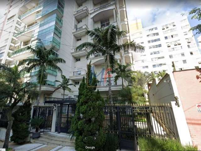 REF: 1355 - Maravilhoso apartamento, alto padrão com 173 m² de área útil, sendo 3 suítes, 2 vagas, a poucos minutos a pé do P.Ibirapuera!!!