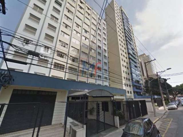 REF: 4705 - Lindo apartamento no bairro Saúde, à 100 mts da estação de metrô Saúde,  com 3 quartos, sala, cozinha, banheiro, 1 vaga.