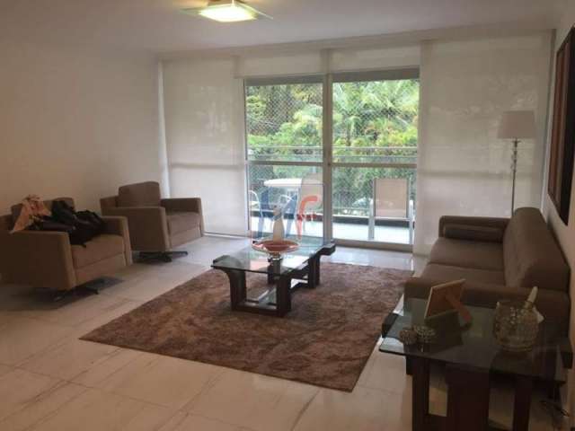 REF: 4836 - Lindo apartamento no Real Parque, com 170 m² , sala espaçoça com sacada, 4 quartos sendo 1 suíte e 3 vagas de garagem.