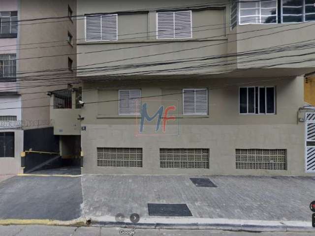 REF 8466 Apartamento no térreo, com dois dorms, sala, cozinha, banheiro, localizado a três quadras da estação de metrô Higienópolis.