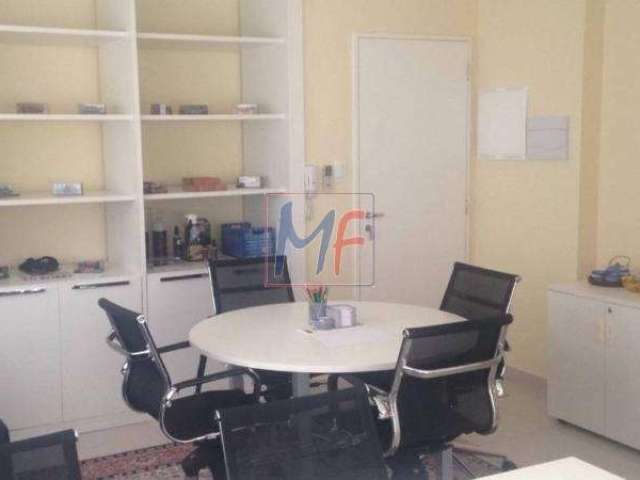 REF 9192 - Excelente Sala Comercial em Condomínio para Venda no bairro Aclimação, 1 vaga, 33 m a 5 min. ao lado metrô Vergueiro.