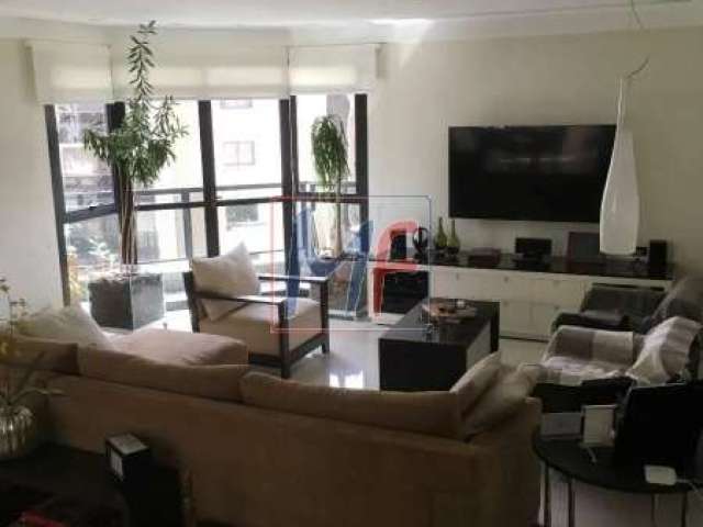 REF 10.420  Excelente Apartamento reformado e mobiliado no bairro Vila Gomes Cardim sendo 3 suítes, 4 vagas, 220 m² Área de Lazer.