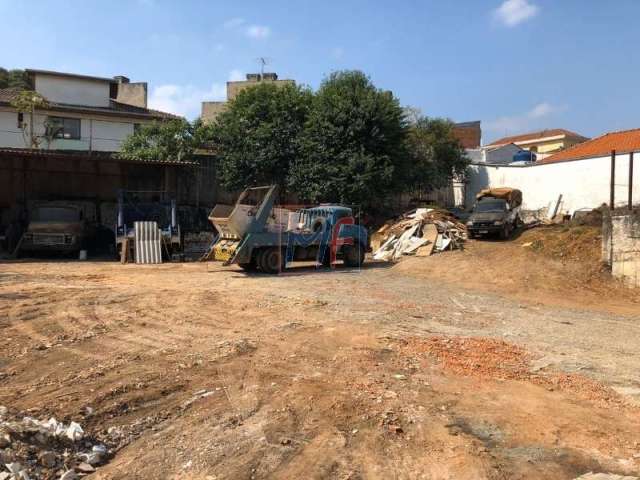 Terreno com 1098 m² no bairro Vila Formosa, com 110m² construídos, zoneamento ZM. Aceita pequena parte em permuta. REF: 10.767 -