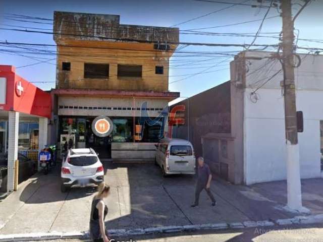 REF: 10.944 Ótimo prédio comercial com 600 m² com 2 andares, 1 º possui uma padaria  e no segundo andar um salão, no bairro Vila Norma.