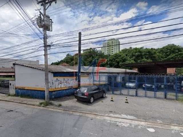 Excelente Terreno localizado no bairro Vila Mazzei, 565 m²  a.c, 1800 m²  a.t,  Frente: 30 m. ZONEAMENTO: ZEUP. Estuda proposta. REF 12.941-