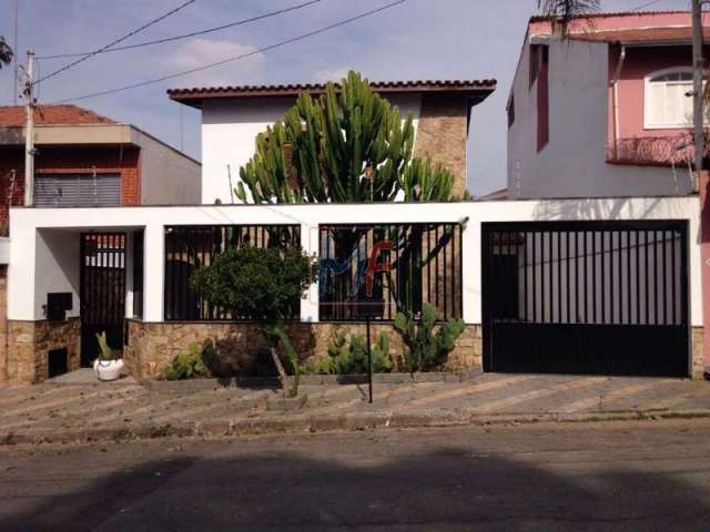 Sobrado no bairro Jardim Guapira, com 3 quartos (1 suíte), escritório, varanda, copa, churrasqueira, jardim, 5 vagas, 200 m². REF: 13.728