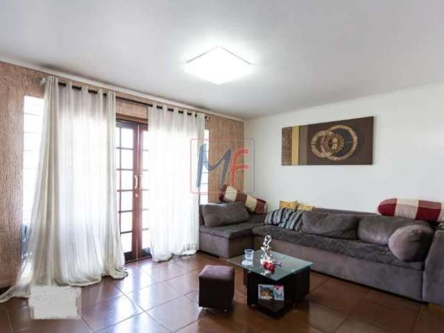 REF: 13.766 Casa Assobradada no bairro Cidade das Flores, com 230 m² 3 quartos (1 suíte), sala, cozinha, armários embutidos, 2 vagas.